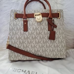 MK purse